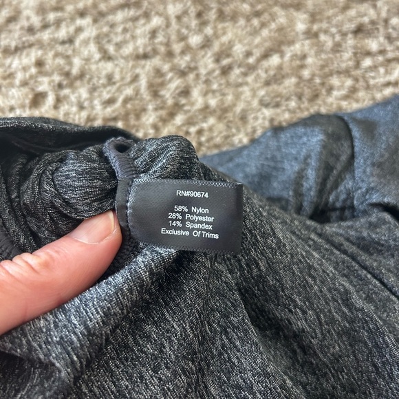 Boston Proper top. - Picture 5 of 8